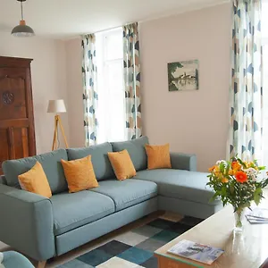 https://le1893-la-bourboule.hotels-rhonealpes.com